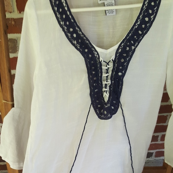 Never worn, linen lace up blouse - Picture 2 of 4